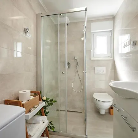 Laurus Apartman Trogir