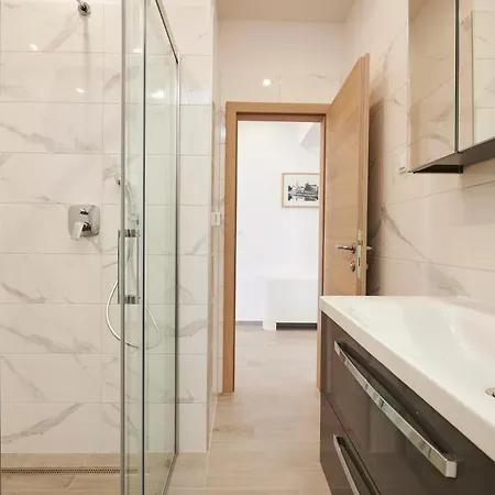 Laurus Apartman Trogir