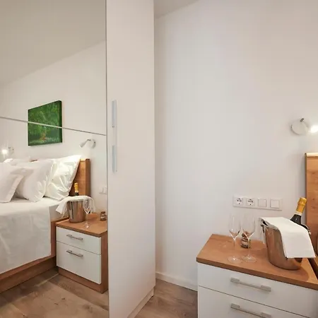 Laurus Διαμέρισμα