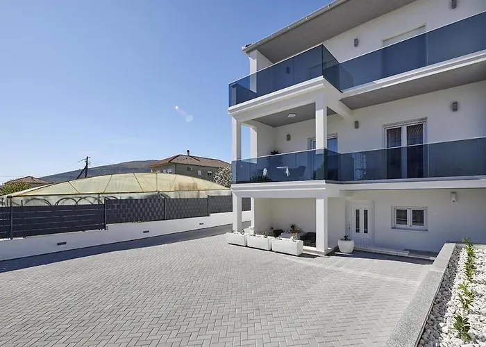 Laurus Lejlighed Trogir