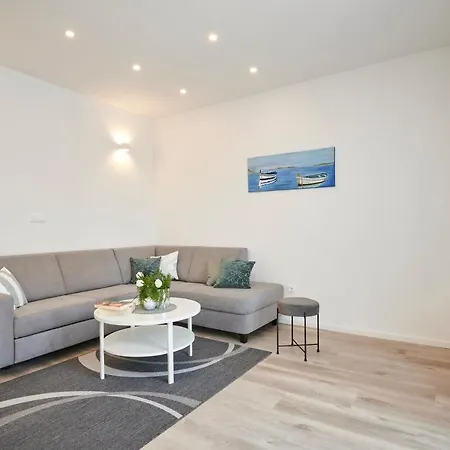 Laurus Apartmán *